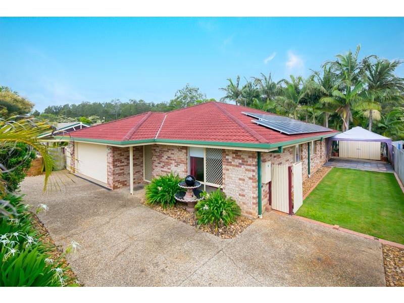 26 Cootharaba Drive, Helensvale QLD 4212