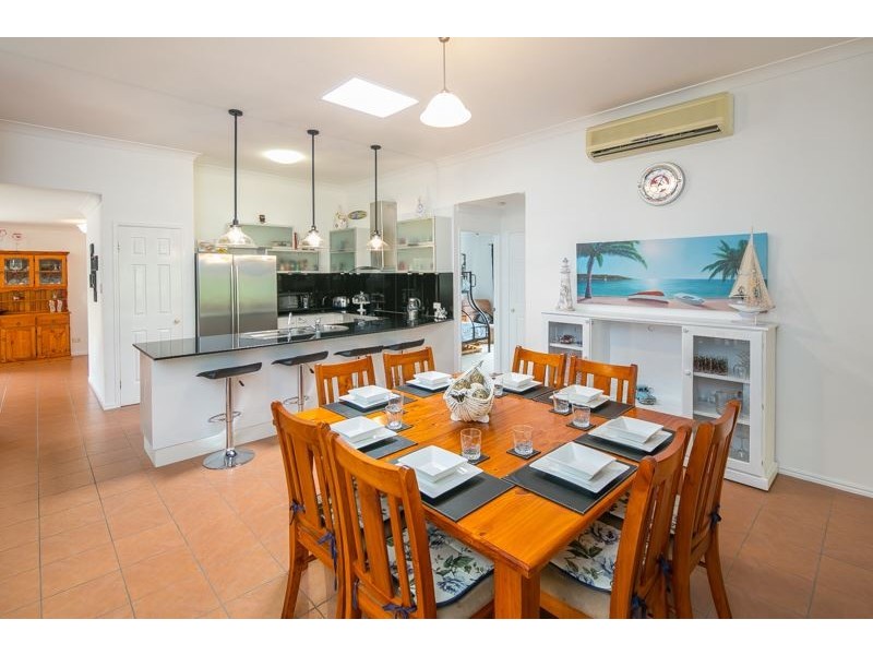 26 Cootharaba Drive, Helensvale QLD 4212