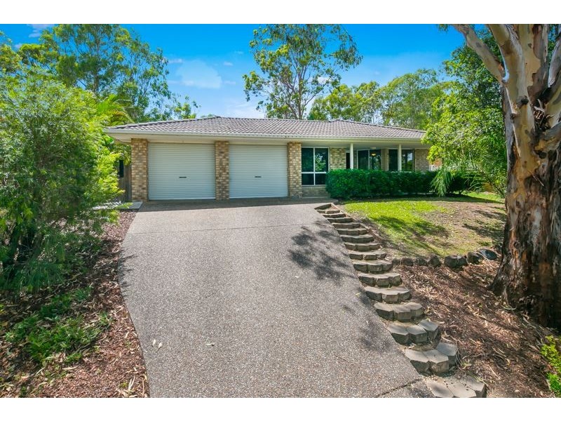 16 Edgeworth Place, Helensvale QLD 4212