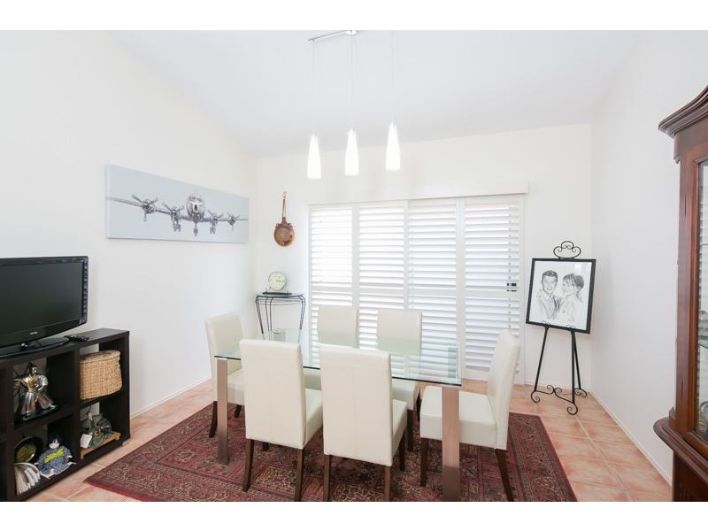 22 Wandilla Drive, Helensvale QLD 4212