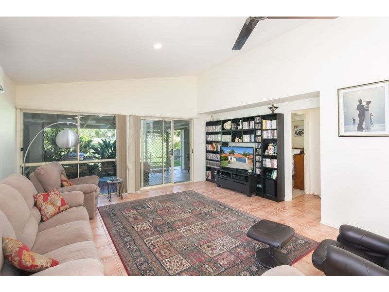 22 Wandilla Drive, Helensvale QLD 4212