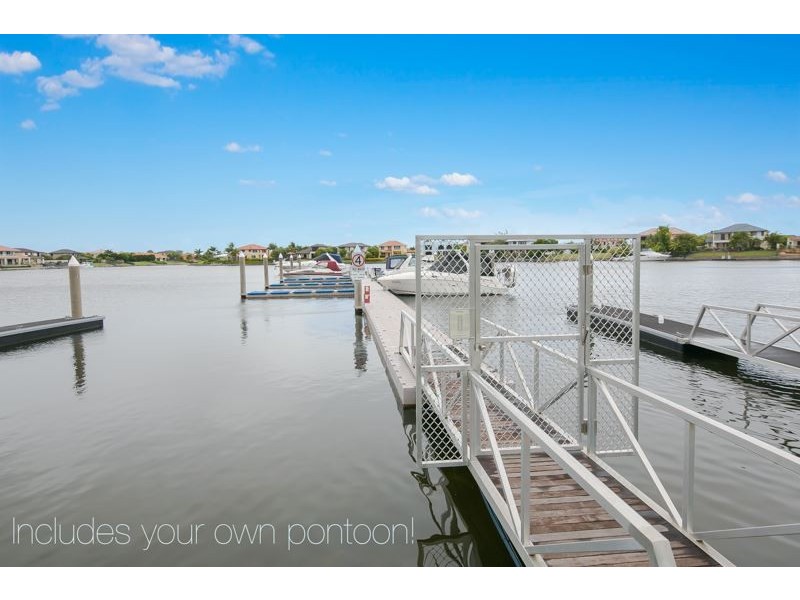 549 Oyster Cove Promenade, Helensvale QLD 4212