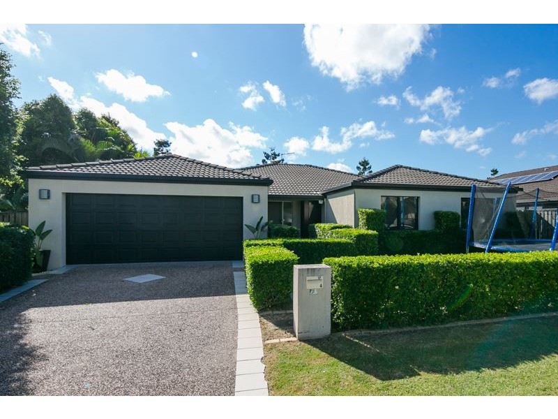 4 Broxbourne Place, Oxenford QLD 4210