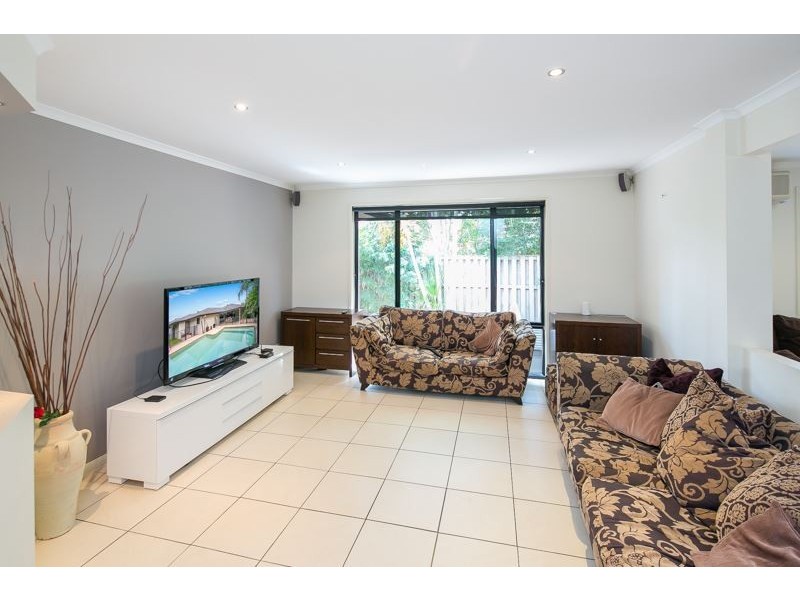 4 Broxbourne Place, Oxenford QLD 4210