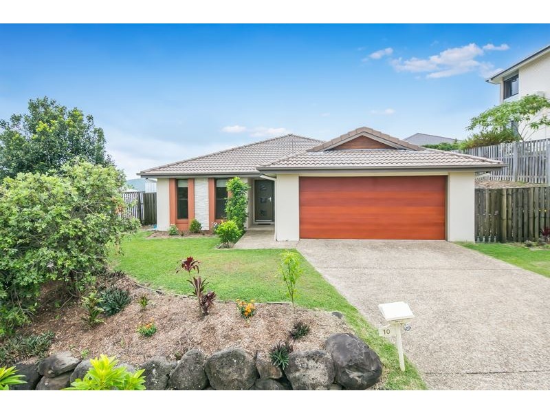 10 Sangster Crescent, Pacific Pines QLD 4211