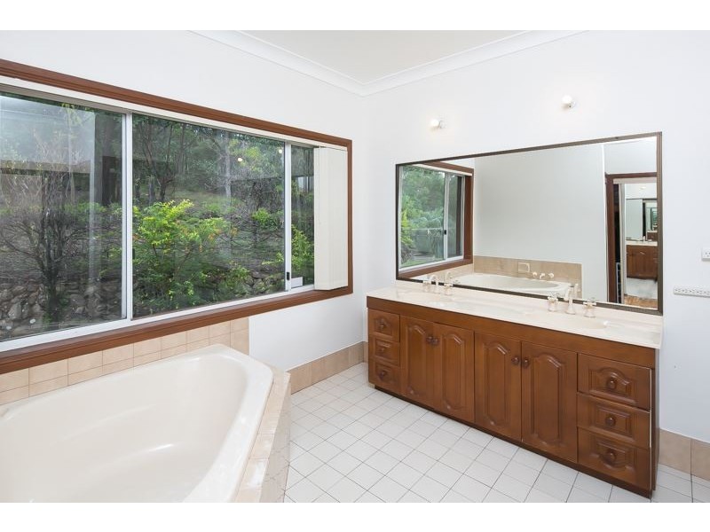 26 Pomona Court, Helensvale QLD 4212