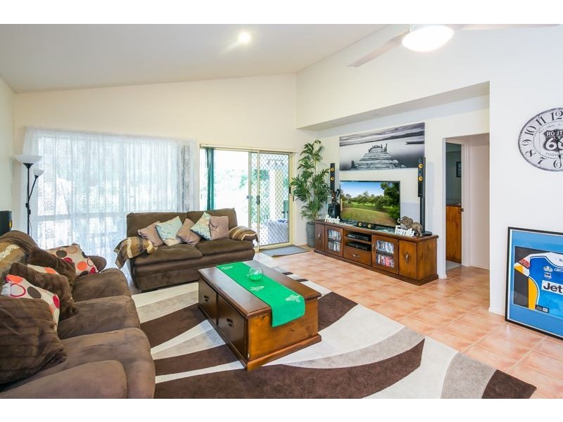 13 Wandilla Drive, Helensvale QLD 4212