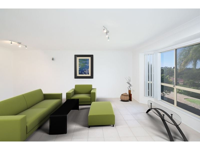 1 Maldon Court, Helensvale QLD 4212