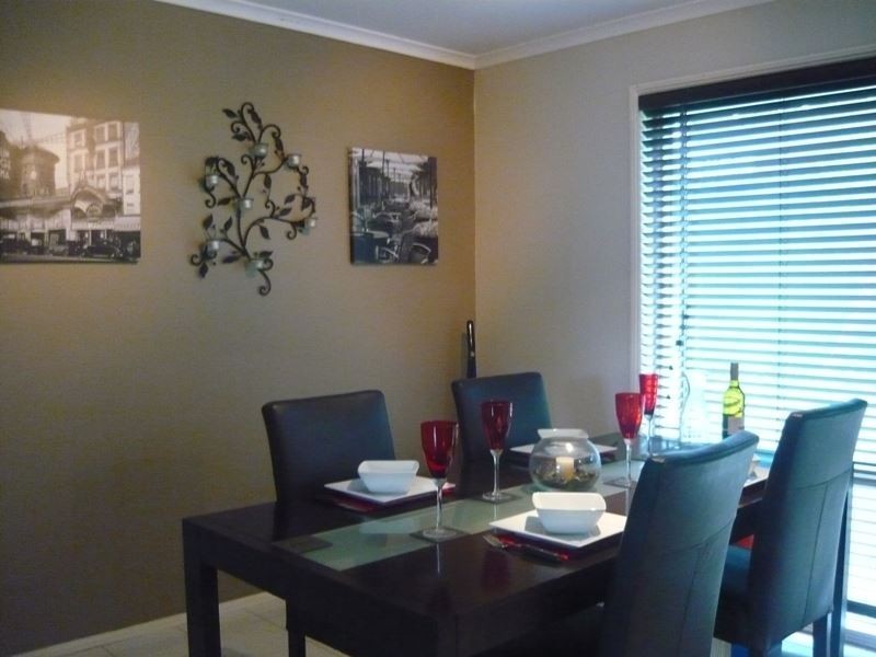 7 Pentland Court, Helensvale QLD 4212