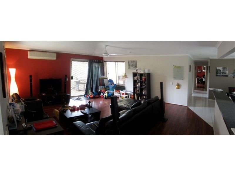 7 Pentland Court, Helensvale QLD 4212