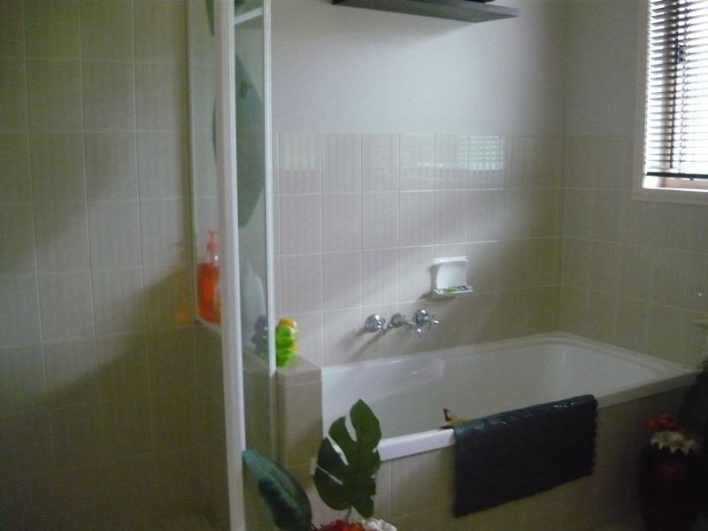 7 Pentland Court, Helensvale QLD 4212