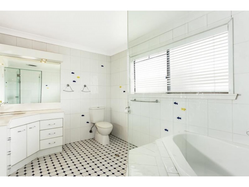 47 Ruth Terrace, Oxenford QLD 4210