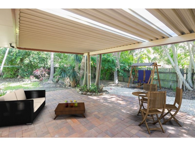 8 Artists Avenue, Oxenford QLD 4210