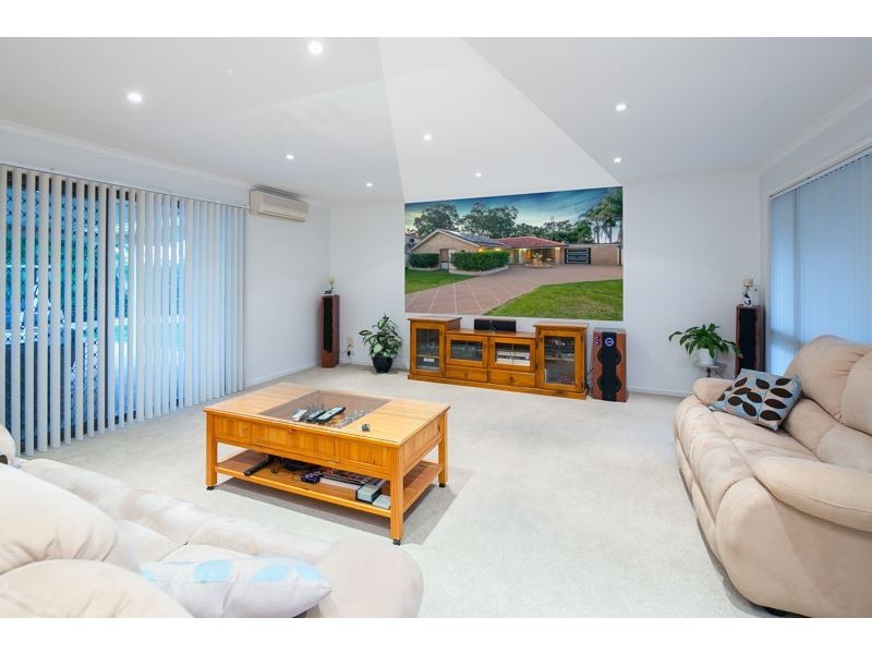 45 Ashford Road, Helensvale QLD 4212