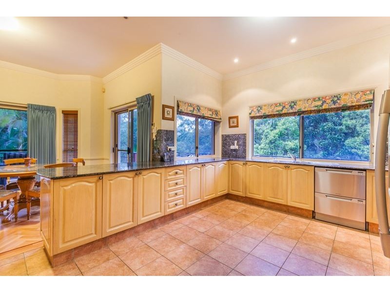 222 Crane Crescent, Nerang QLD 4211