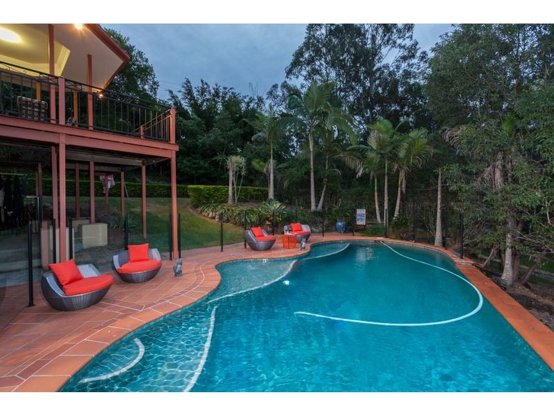 222 Crane Crescent, Nerang QLD 4211