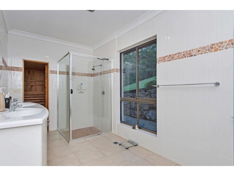 10 Riverstone Road, Helensvale QLD 4212