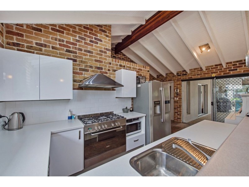 25 Yarrimbah Drive, Nerang QLD 4211