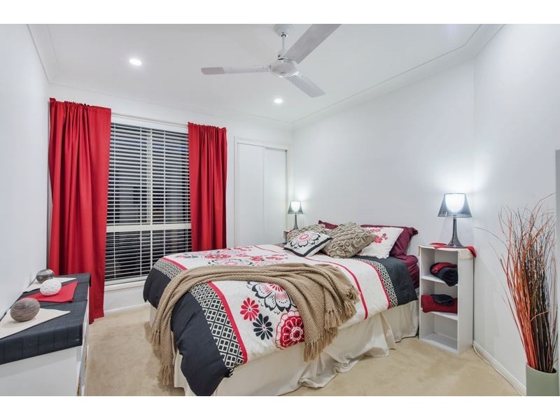 43 Galapagos Way, Pacific Pines QLD 4211