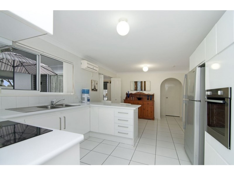 51 Lae Drive, Runaway Bay QLD 4216