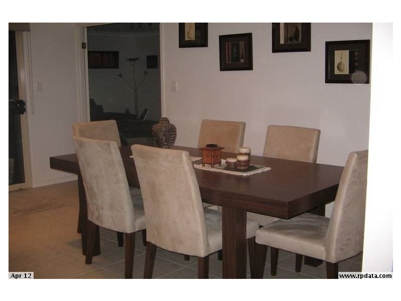 8 Dine Court, Upper Coomera QLD 4209