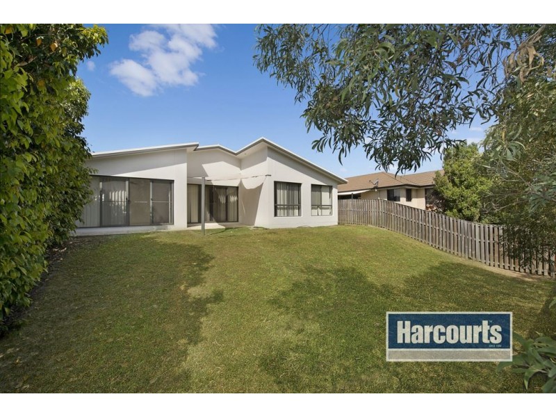 26 Lennox Street, Pacific Pines QLD 4211