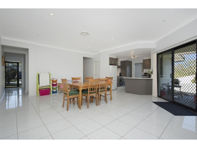 24 Jasmina Parade, Waterford QLD 4133