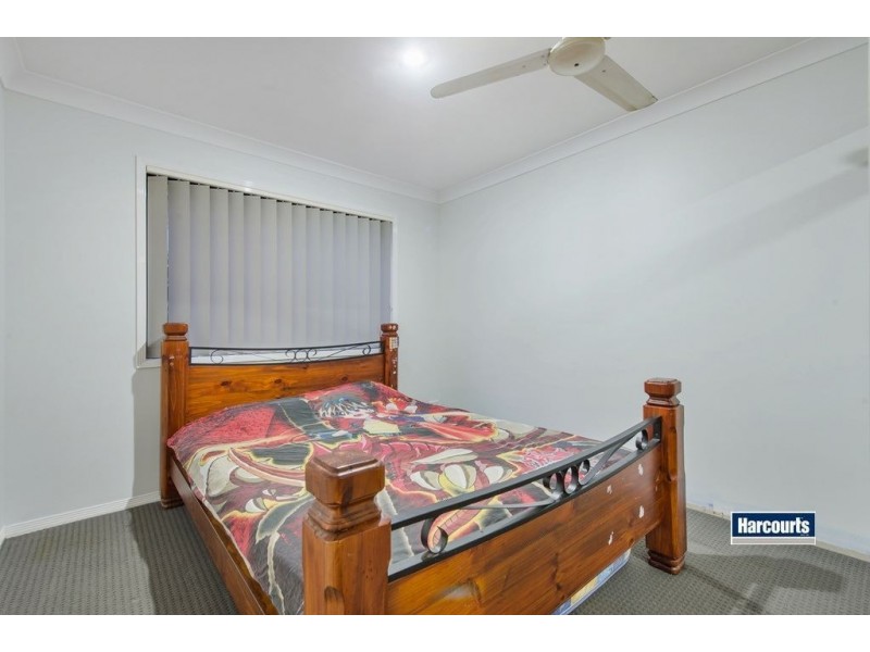 4 Dunn Court, Maudsland QLD 4210