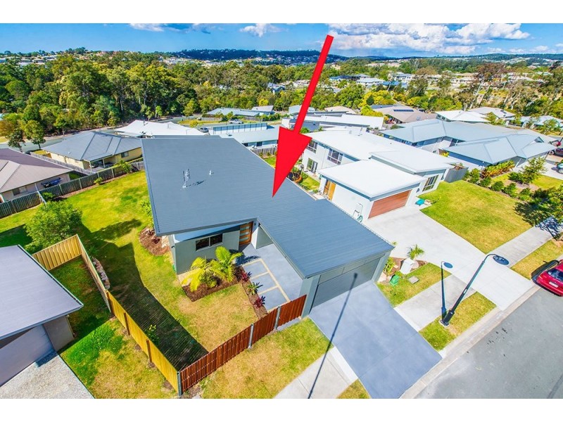 15 Harriet Lane, Oxenford QLD 4210