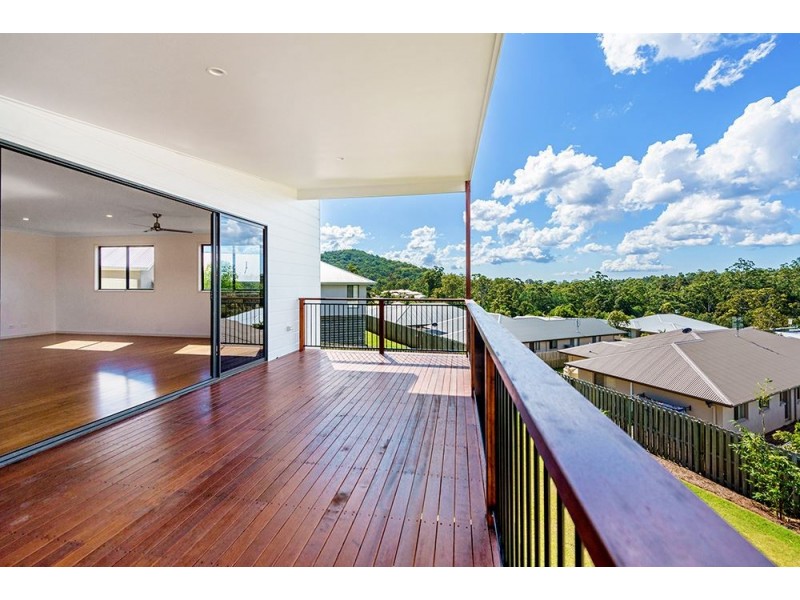 15 Harriet Lane, Oxenford QLD 4210