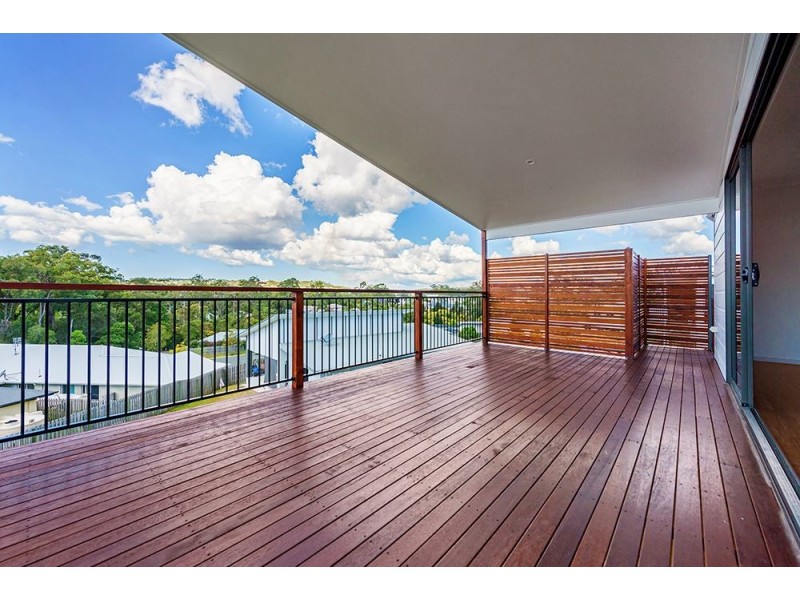 15 Harriet Lane, Oxenford QLD 4210