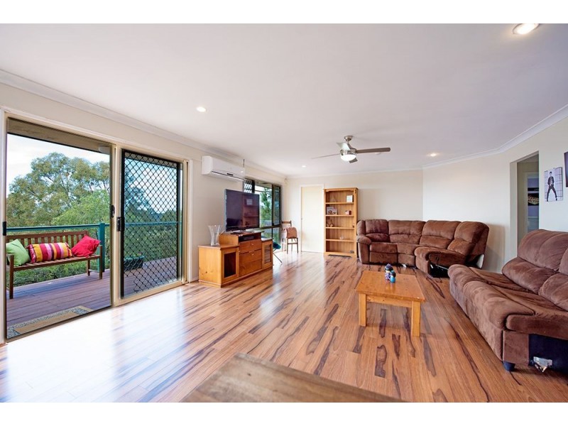 47 Crestridge Crescent, Oxenford QLD 4210