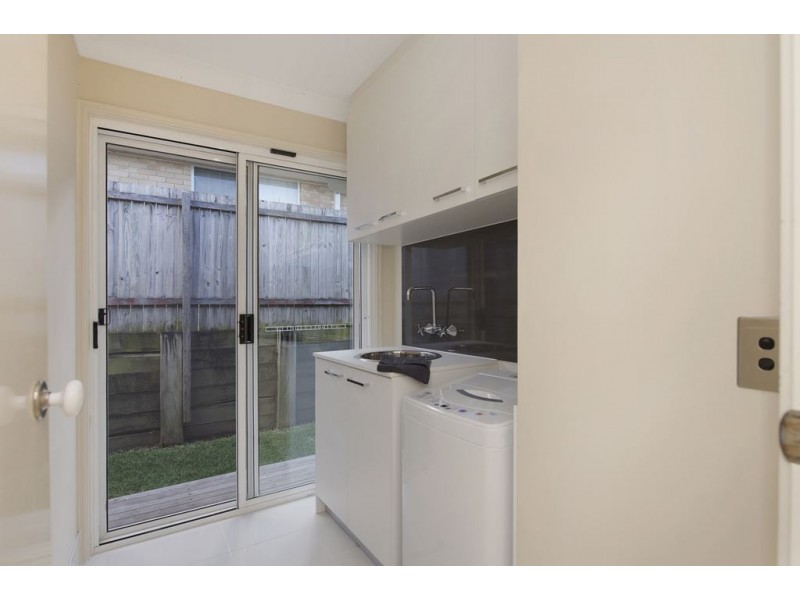 4 Fairweather Drive, Parkwood QLD 4214