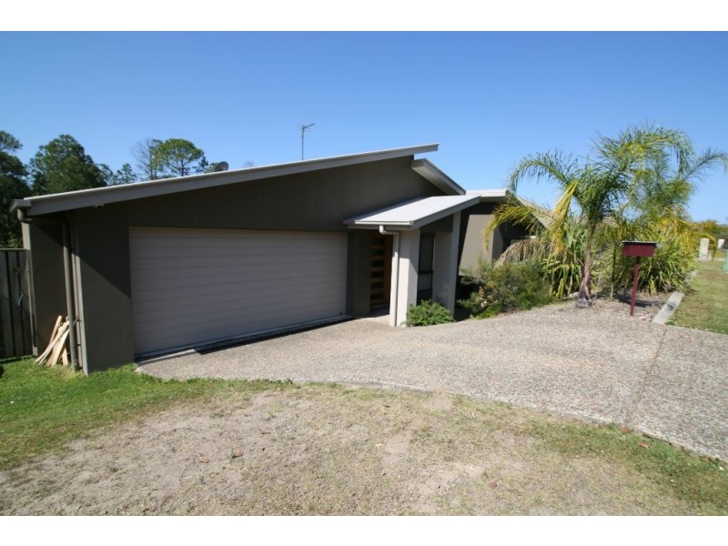 5 Bushland Place, Maudsland QLD 4210