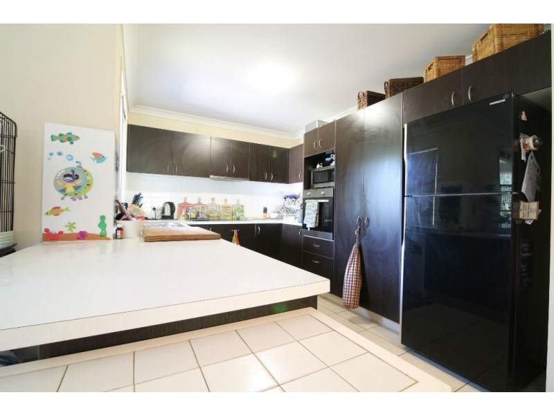 5 Bushland Place, Maudsland QLD 4210