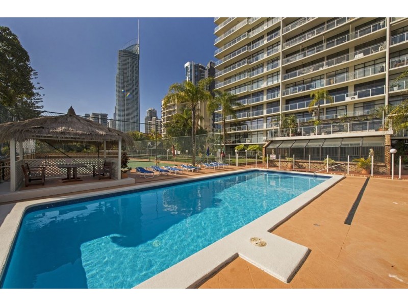 2/33 Thornton Street, Surfers Paradise QLD 4217