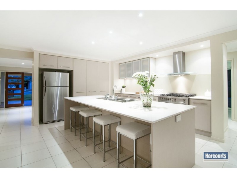 24 McAuley Parade, Pacific Pines QLD 4211