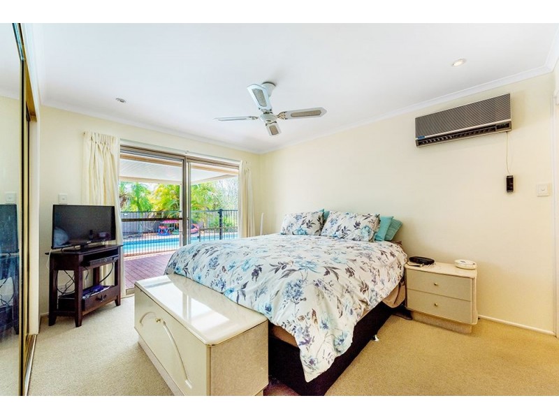 10 Atkins Place, Helensvale QLD 4212