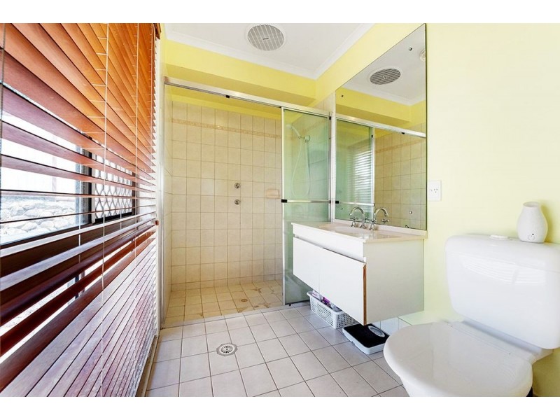 10 Atkins Place, Helensvale QLD 4212