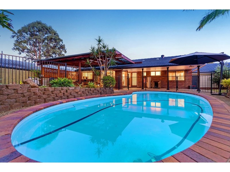 18 Ashford Road, Helensvale QLD 4212