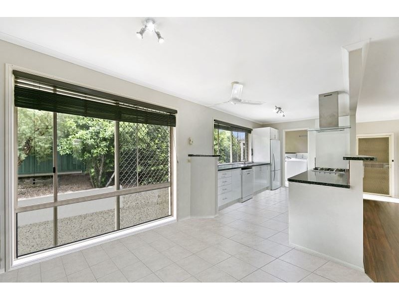 7 Pentland Court, Helensvale QLD 4212