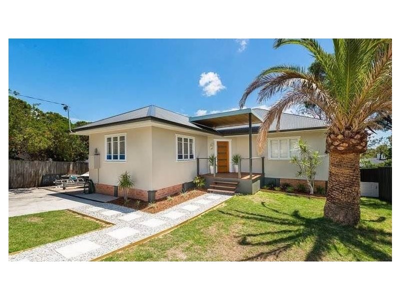 41 Deakin Avenue, Southport QLD 4215