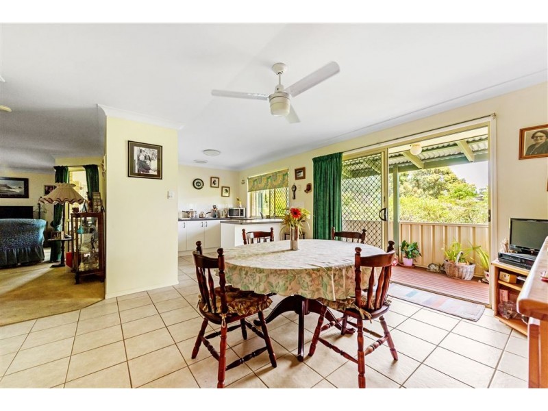 41 Manra Way, Pacific Pines QLD 4211