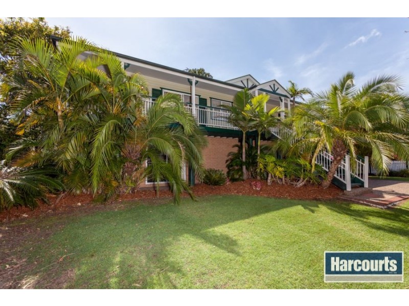 77 Tamworth Dr, Helensvale QLD 4212