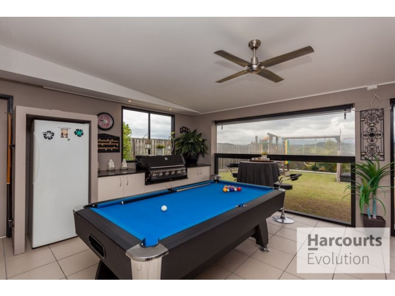 70 Salvado Drive, Pacific Pines QLD 4211