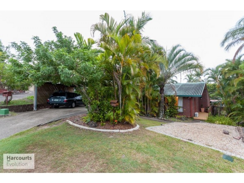 9 Berri Place, Helensvale QLD 4212