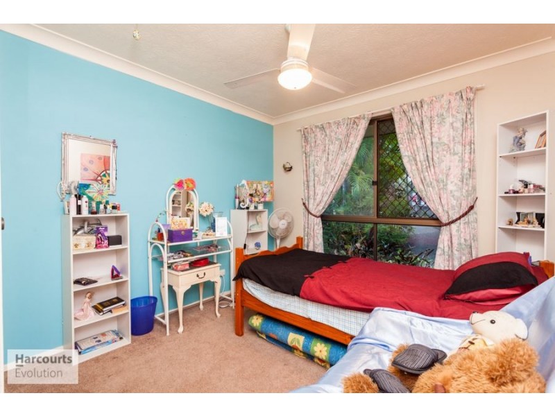 9 Berri Place, Helensvale QLD 4212