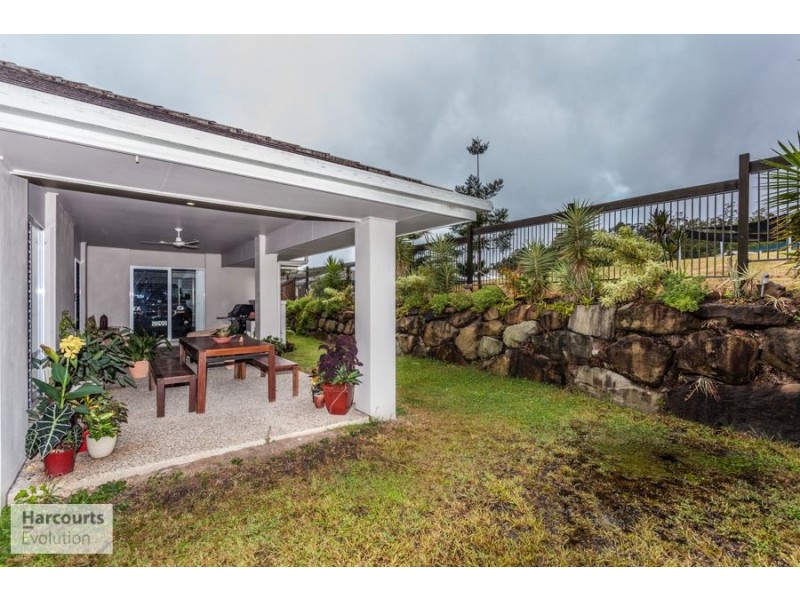 64 Wunburra Circle, Pacific Pines QLD 4211