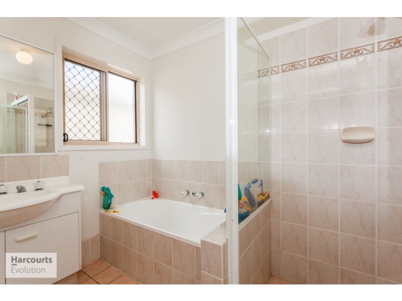 43 Marble Arch Place, Arundel QLD 4214