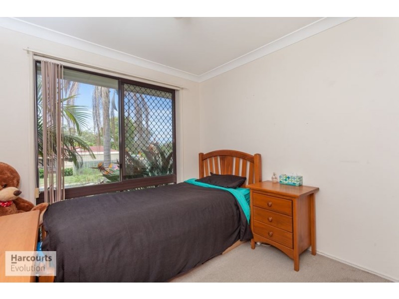 1 Penrith Court, Helensvale QLD 4212